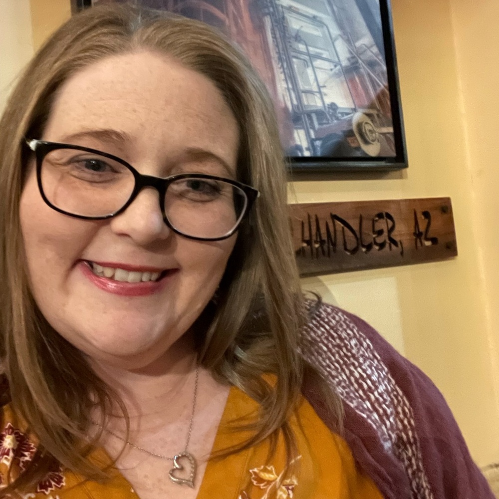 Meet your Posher, Jennifer